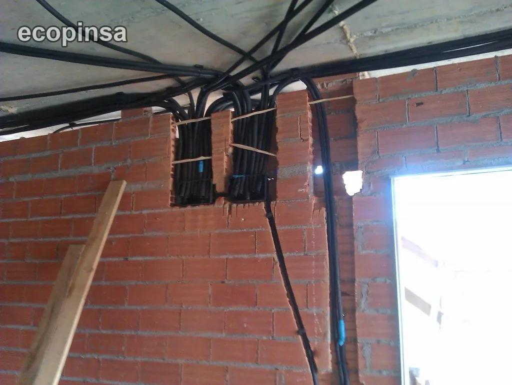 Instalación eléctrica Ecopinsa