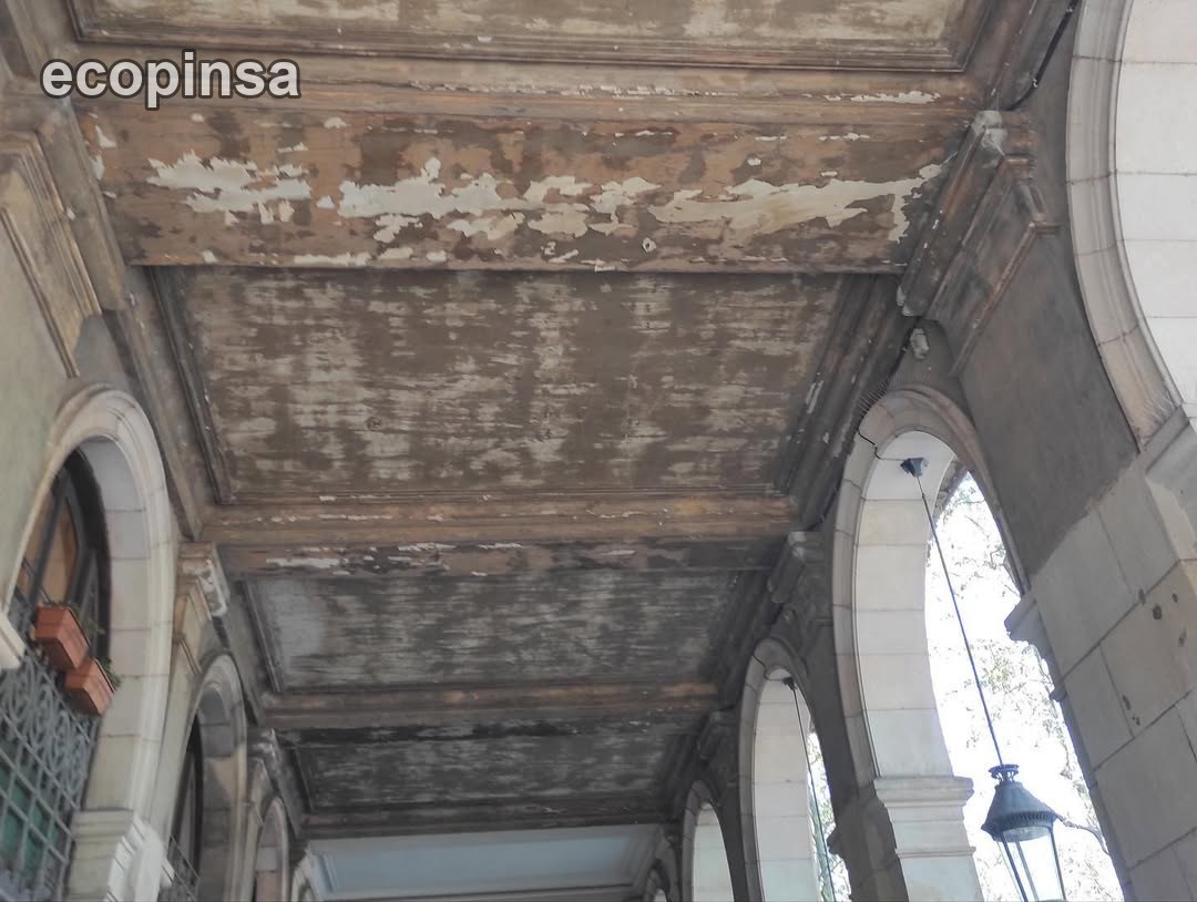 Madera antes de restaurar Ecopinsa
